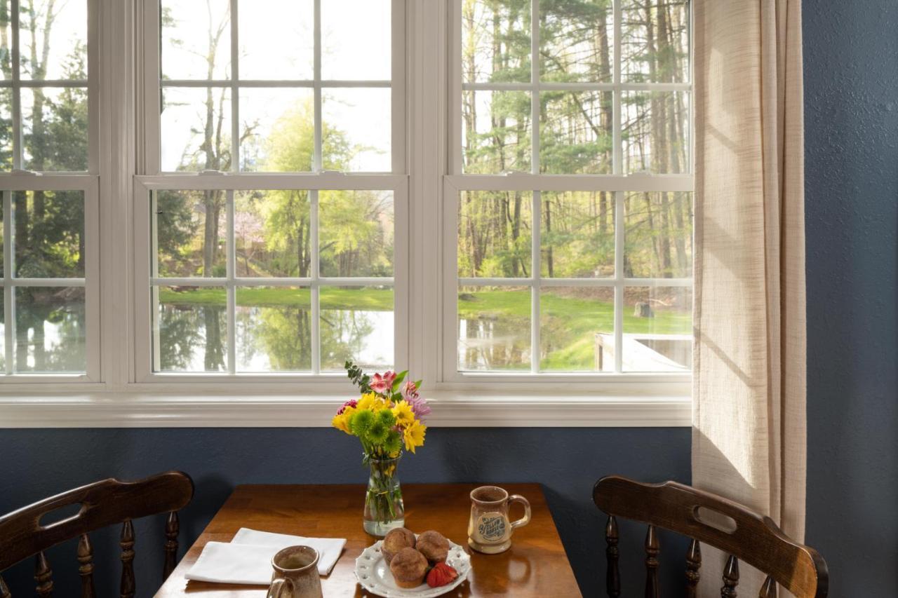 وينزفيل، كارولاينا الشمالية The Yellow House On Plott Creek المظهر الخارجي الصورة