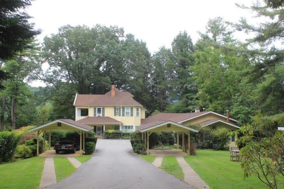 وينزفيل، كارولاينا الشمالية The Yellow House On Plott Creek المظهر الخارجي الصورة